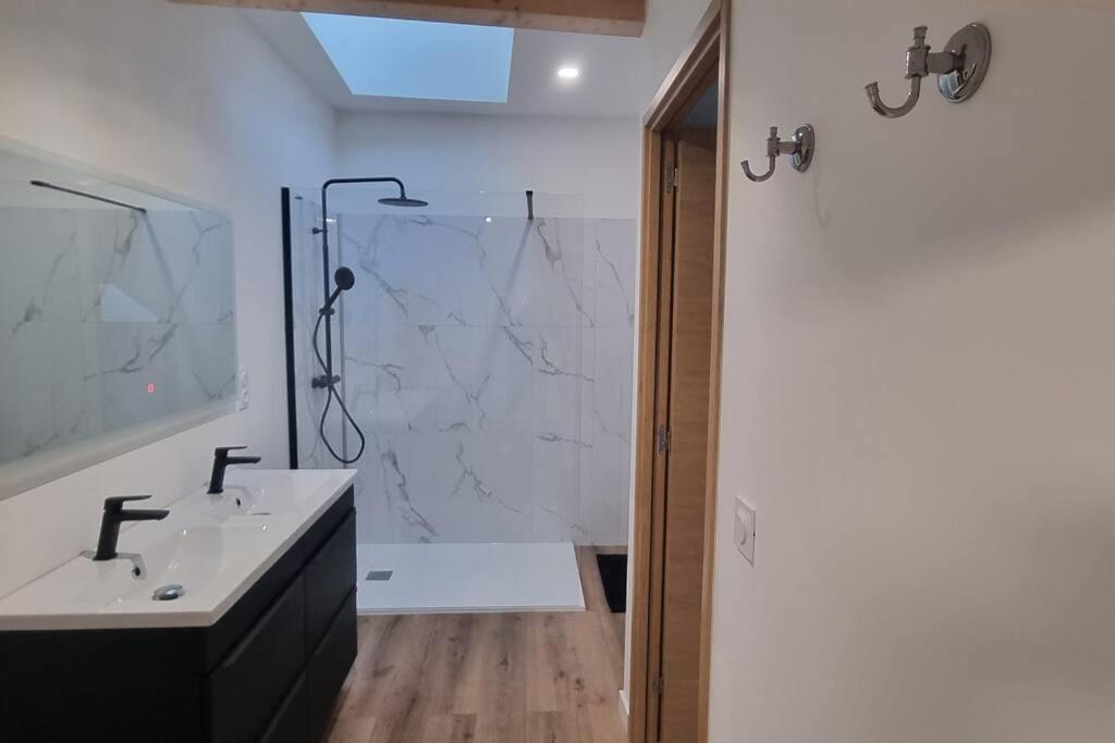 Maison De Ville Toute Equipee Fronton Екстер'єр фото